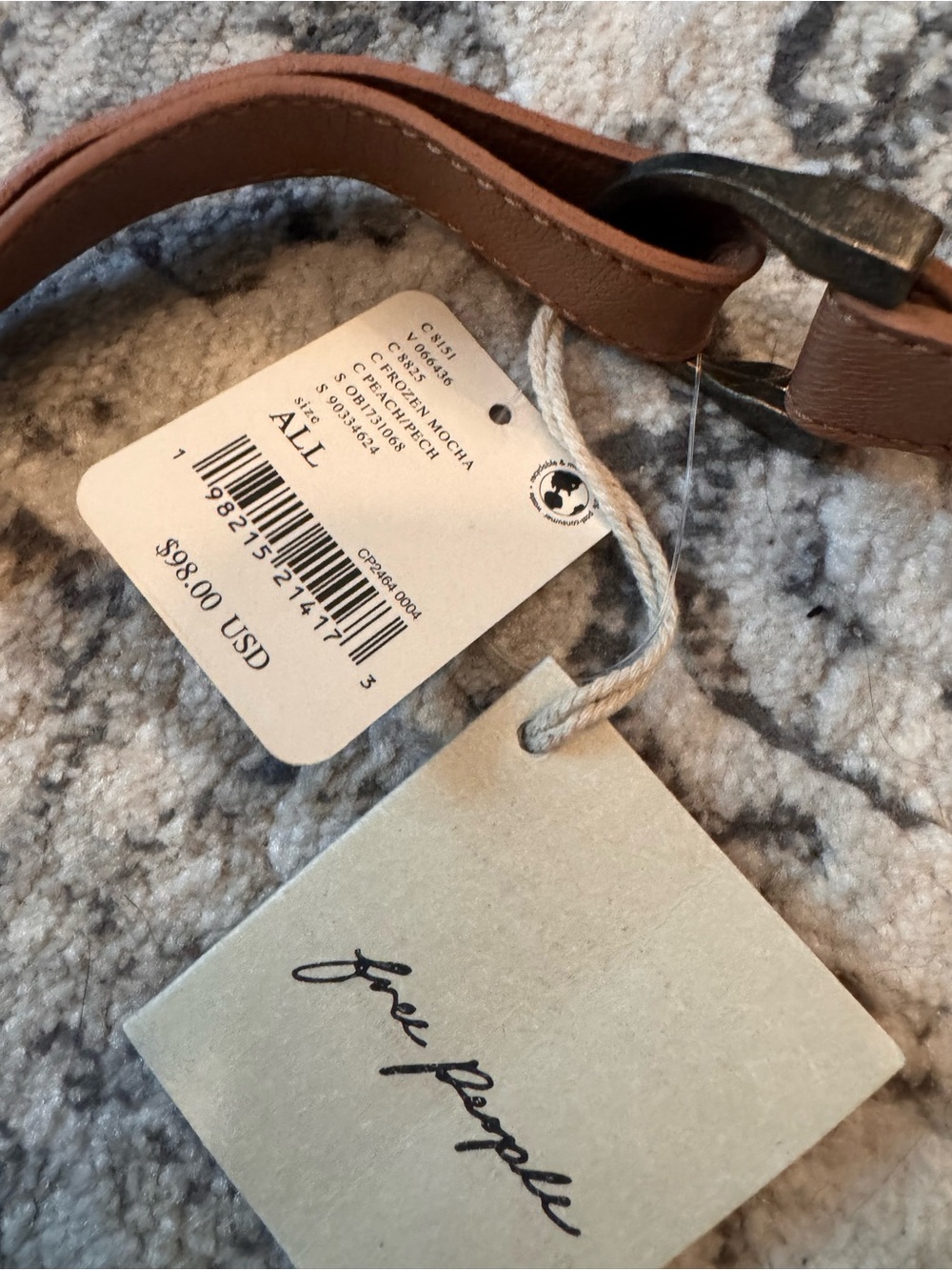 NWT FREE PEOPLE IDLE HANDS SLING BAG - Picture 4 of 7